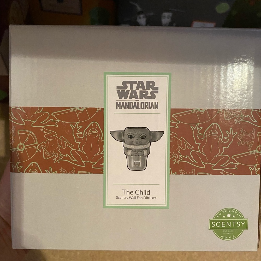 NWOT Scentsy Disney Baby Yoda Wall Fan